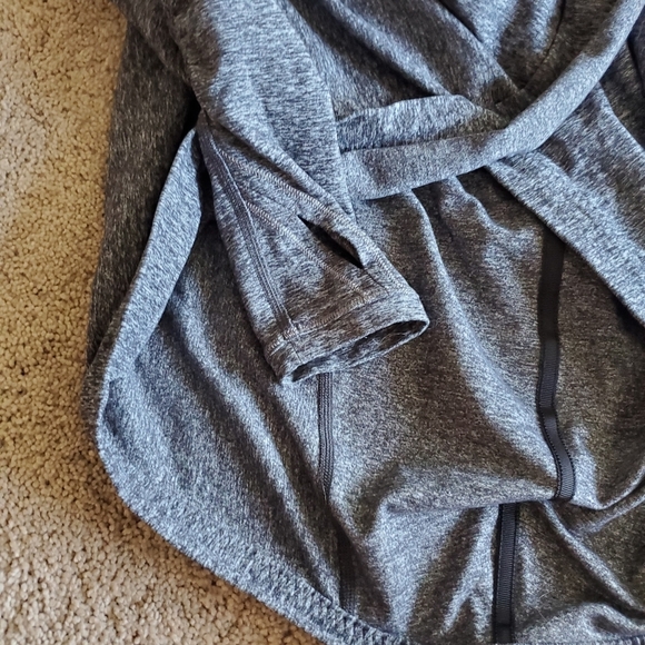 Ivivva Four Count Shrug Size 14 - Picture 8 of 9